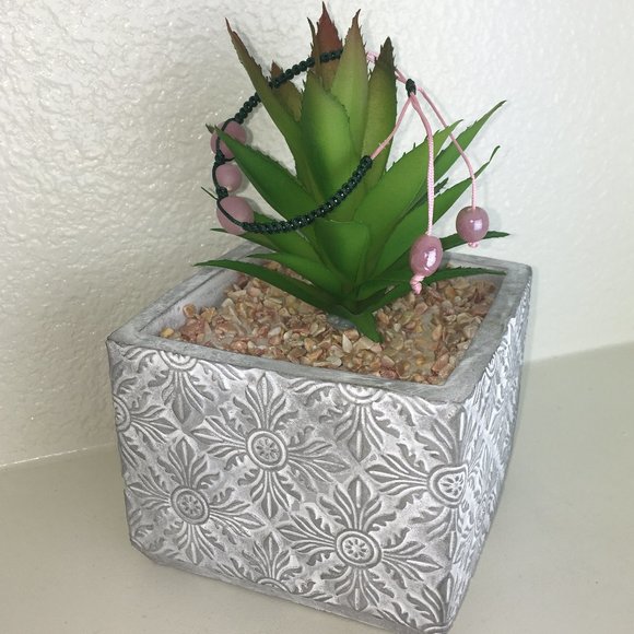 Handmade Chinese Knotting Bracelet W/ Glass Beads - Picture 3 of 8